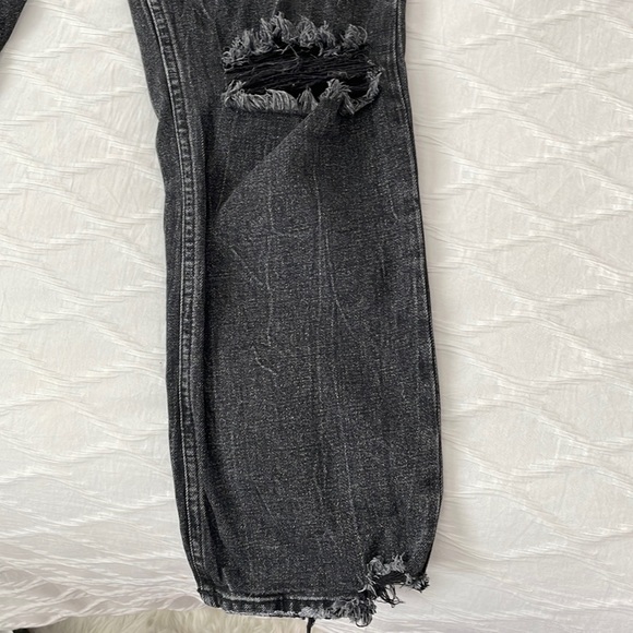 Abercrombie & Fitch Ultra High Rise Ankle Straight - Picture 3 of 6